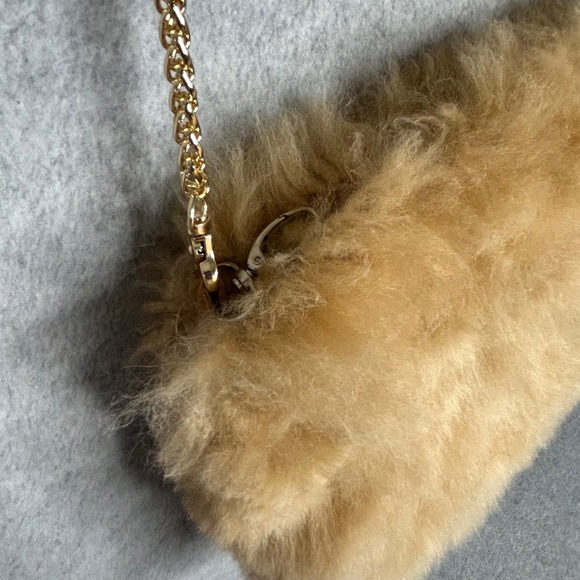 Peruvian Soul Alpaca Fur Clutch Crossbody Bag Tan Gold Chain Soft handmade‎ zip